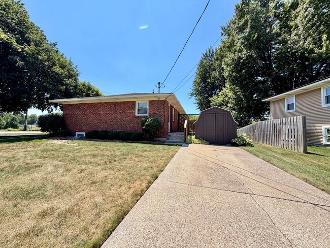 Building Photo - 487 84th St SW