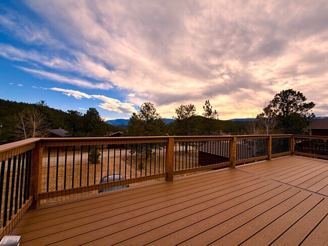 Foto del edificio - 73 Sunlight Ln