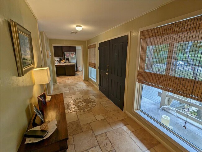Building Photo - 6408 Forest Hills Dr