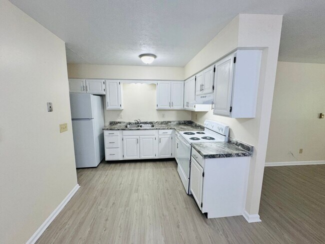 Foto del edificio - 1408 Jackson Ln