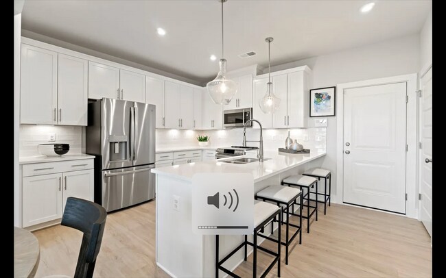 Kitchen with 5 Seater Quartz Peninsula - 4413 Greybull Dr