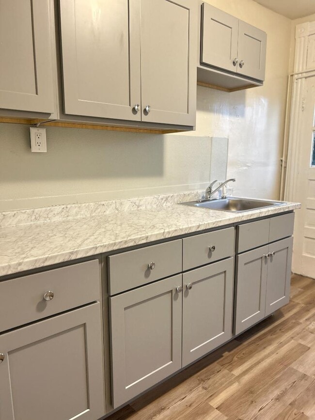 Photo - 1209 Wallace St Apartment