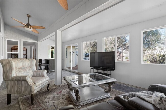 Foto del edificio - 21612 N 148th Dr