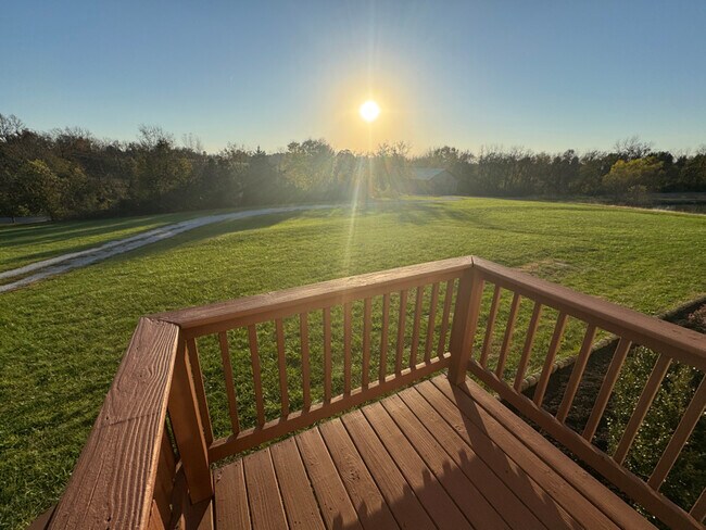 Foto del edificio - 1926 Wilsonville Rd