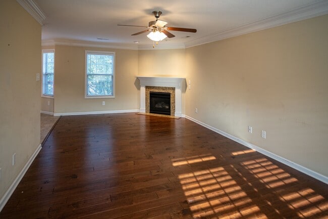 Foto del edificio - 10722 Modesto Ln