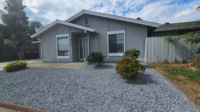 Building Photo - 814 Portugal Way