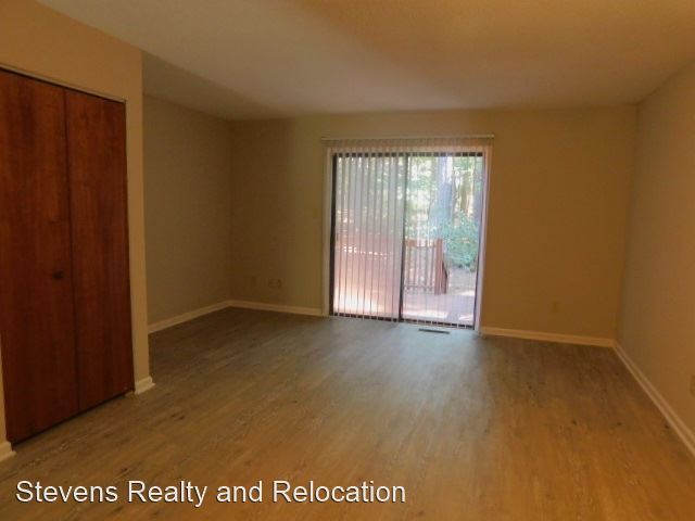 Building Photo - 106 Weatherstone Dr