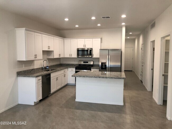 Foto del edificio - 12209 E Ava Lynn Dr