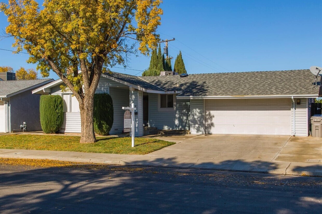 Primary Photo - 1303 Eagle St