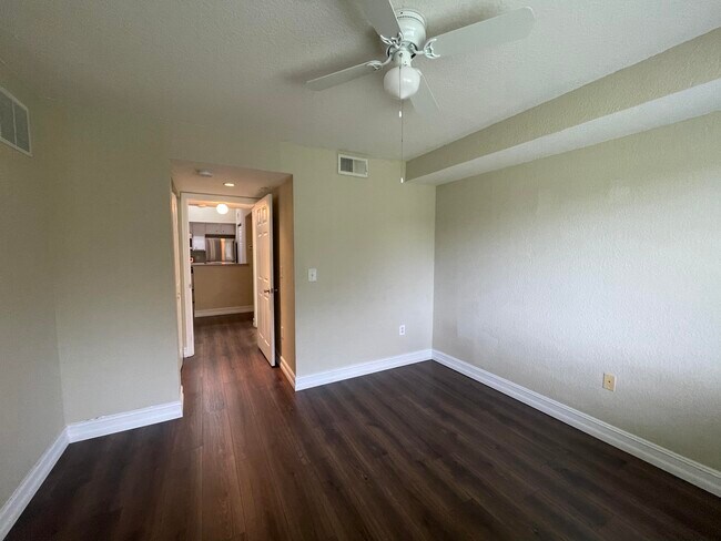 Foto del edificio - 161 SW Palm Dr