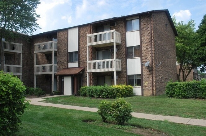 2344 W. Nichols Rd. Arlington Heights IL - 2344 Nichols Rd