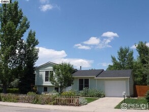 Building Photo - 1008 Harrison Dr