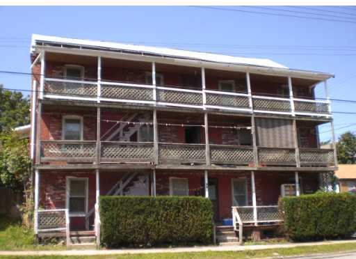 Foto del edificio - 562 N Main St