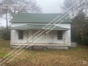 Building Photo - 547 Woodruff St