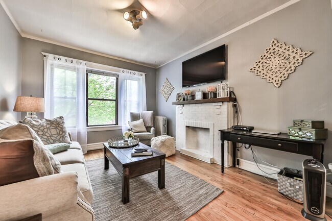 Foto del edificio - 1410 W Melrose St