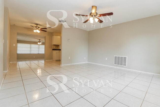 Building Photo - Coming HOME never felt so good!