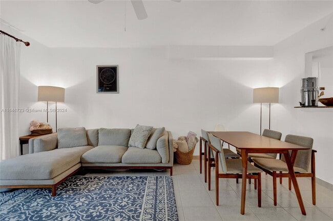 Photo - 123 SW 17th Rd House