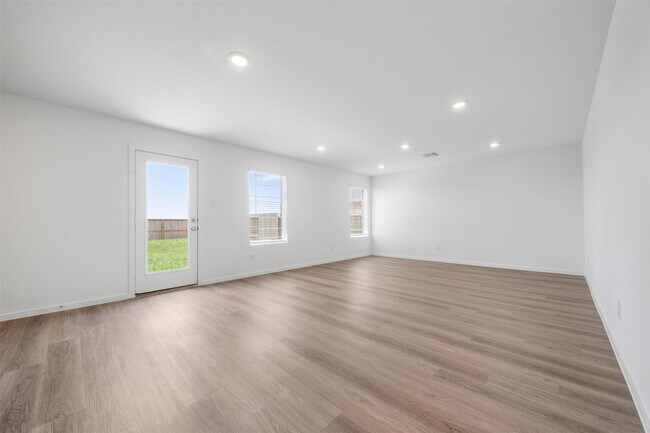 Building Photo - 3013 Alder Flower Dr