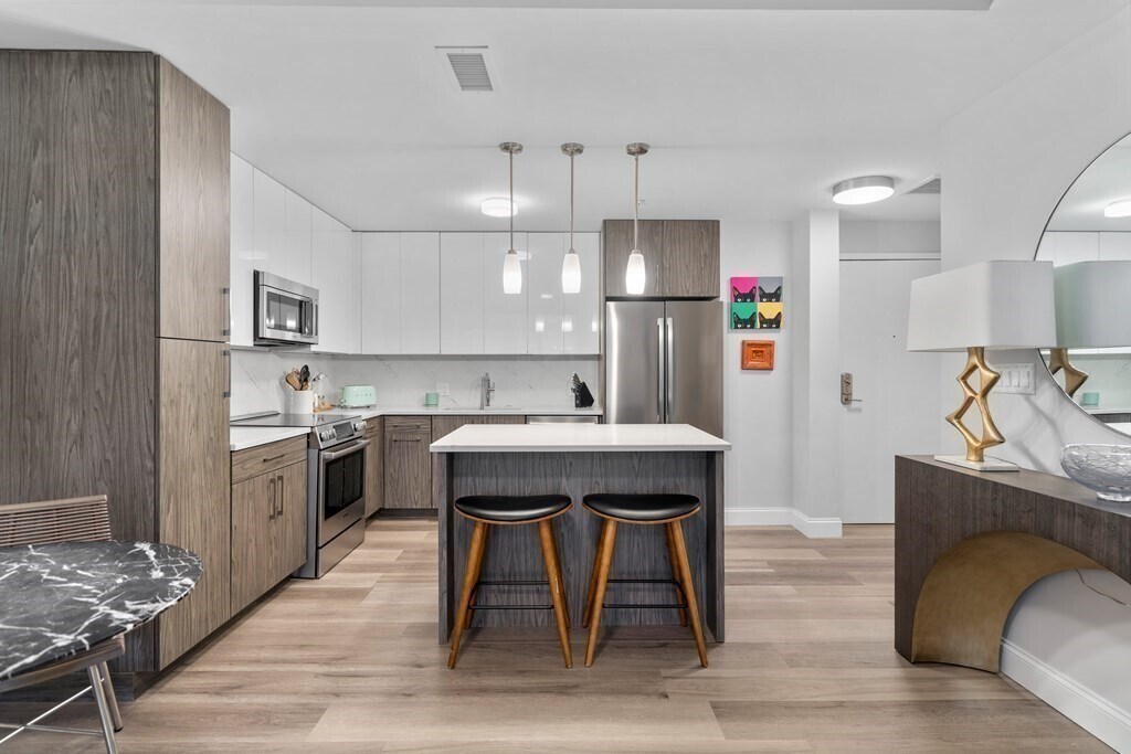 Foto principal - 771 Harrison Ave