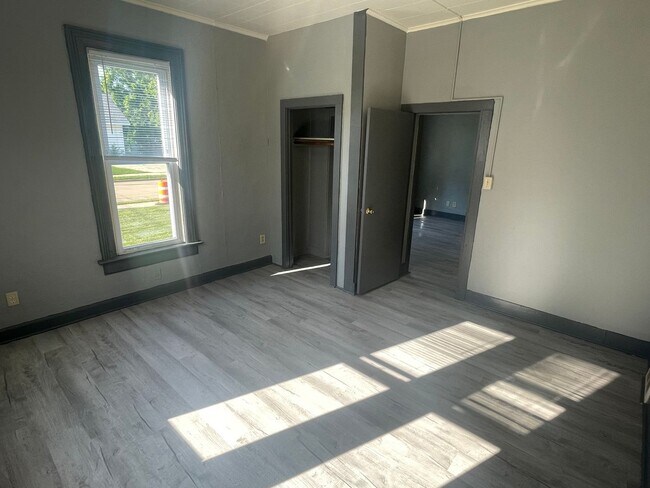 Foto del edificio - 952 Elmwood Ave