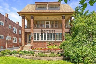 Building Photo - 14724 Clifton Blvd