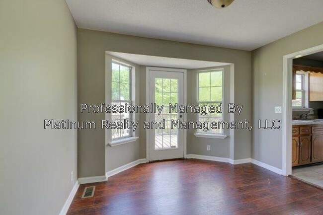 Building Photo - 4851 Woodrow Rd