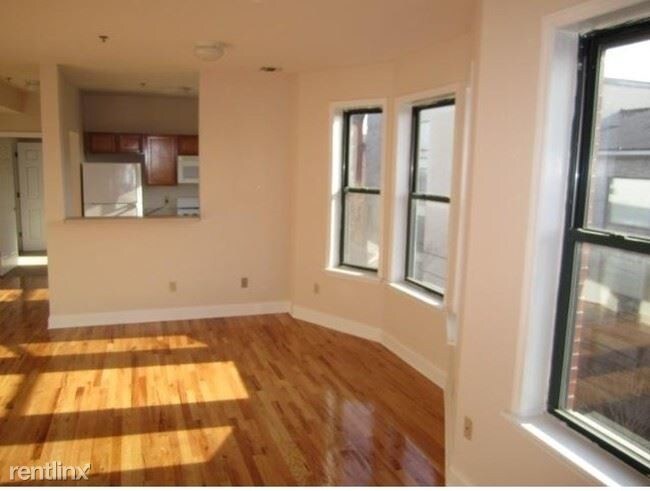 Foto del edificio - 2 br, 2 bath  - 406 Jefferson St Apt 413