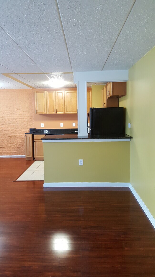 1806 Metzerott Rd Unit 208, Adelphi, MD 20783 Condo for Rent in