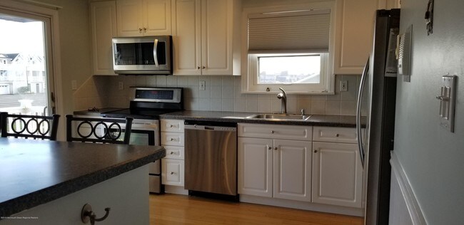 Foto del edificio - 1340 Ocean Ave