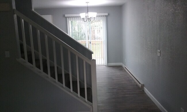 Foto del edificio - 1513 W Veterans Pkwy