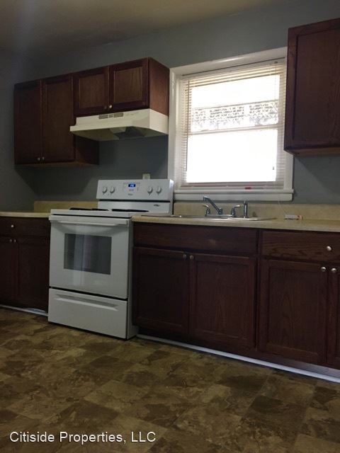 Foto del edificio - 3 br, 1.5 bath House - 1616 West Austin Rd