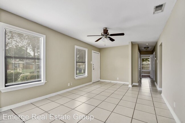 Building Photo - 3 br, 1 bath House - 7702 Buckboard