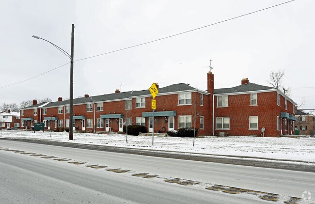 Mardi Gras Apartments Detroit Mi Building Photo Mardi Gras Apartments