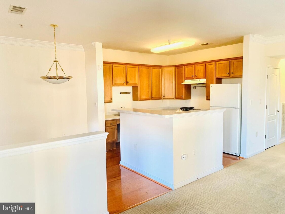 1641 Ladue Ct Unit 101, Woodbridge, VA 22191 Condo for Rent in