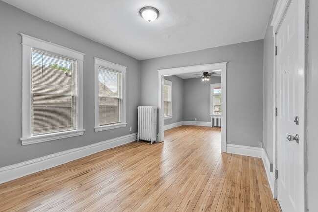 Building Photo - 211 Grotto St N