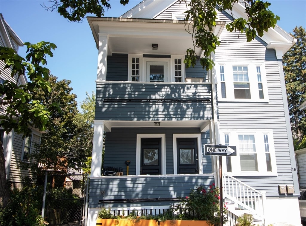 Primary Photo - 15 School St