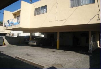 Building Photo - 6109 Mesa Ave