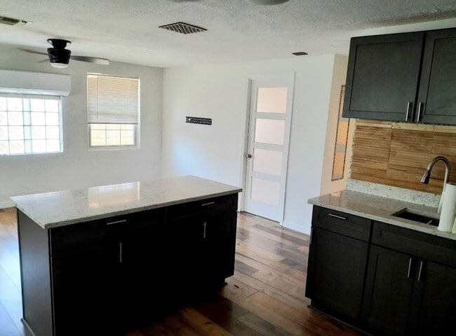 Living room/Kitchen - 3735 Rilma Ave