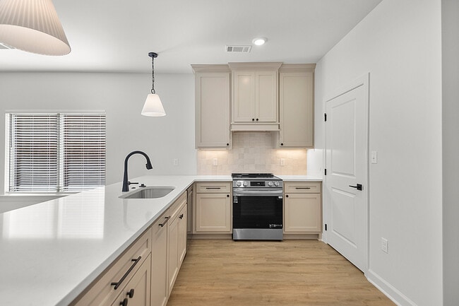 Building Photo - 13410 Teton Dr