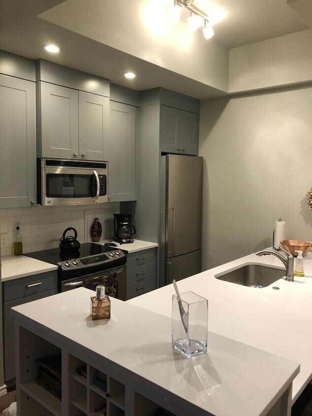 Foto principal - 3248 W Fairview Pl