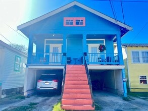 Building Photo - 3030 Toulouse St