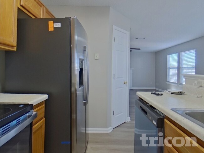 Foto del edificio - 3740 Longview Dr