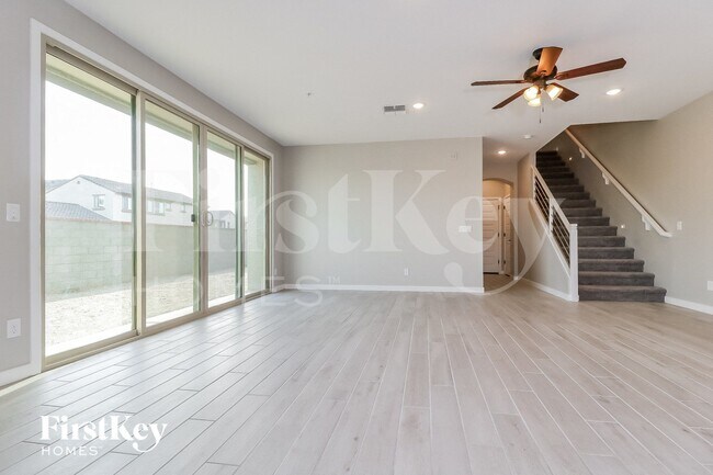 Foto del edificio - 1852 N 208th Ave