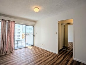 Building Photo - 236 Liliuokalani Ave