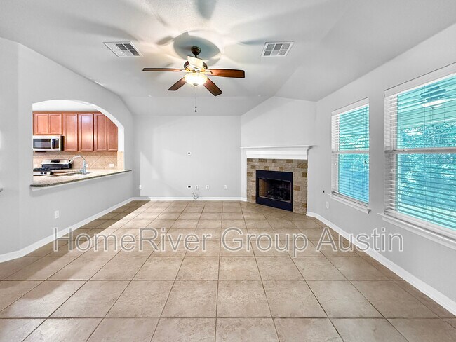 Foto del edificio - 4235 Fairmeadow Dr
