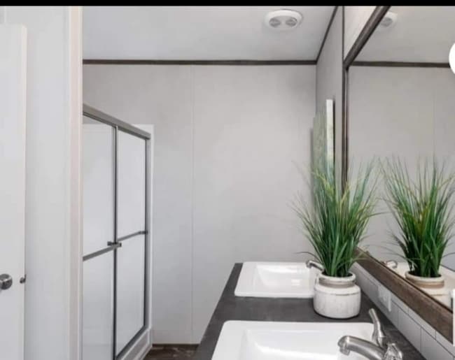Foto del edificio - 6602 Holder Inman Rd Ext