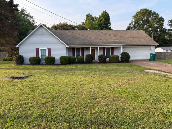 Building Photo - 141 E University Pky