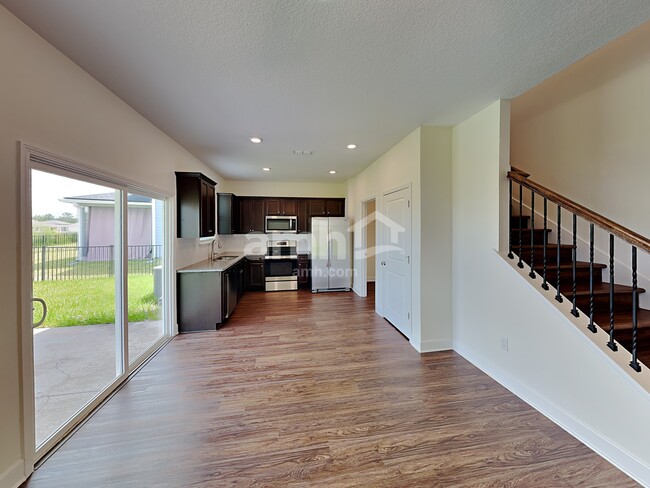 Building Photo - 1215 Tan Tara Trail