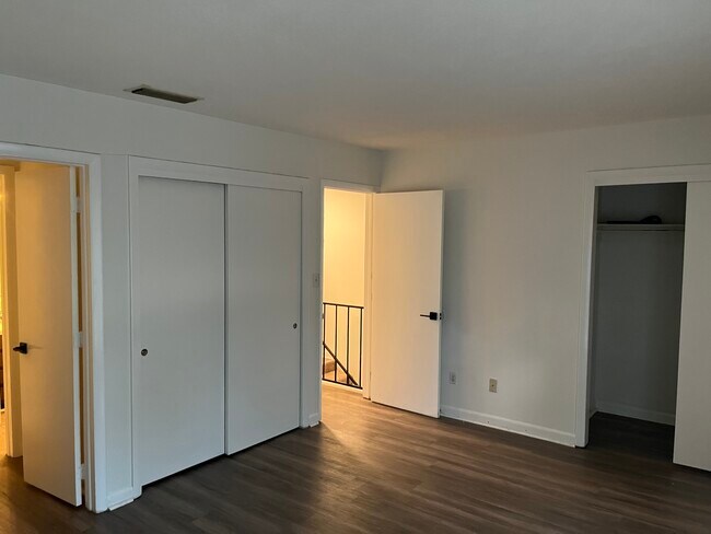 Foto del edificio - 314 Westwood Dr