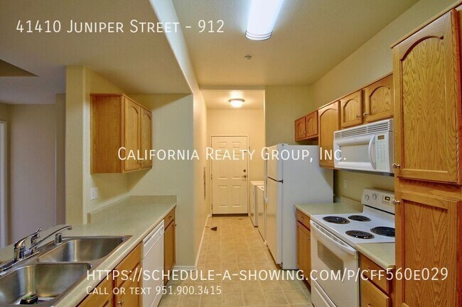 Foto del edificio - 41410 Juniper St